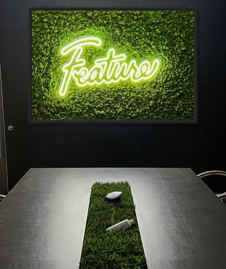 Customizable LED Neon Moss Art - MossFusion